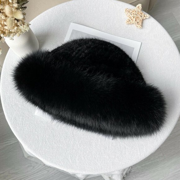 NWT Black Knitted real FOX Fur Trimmed FUR Hat- Stunning! - Picture 6 of 6